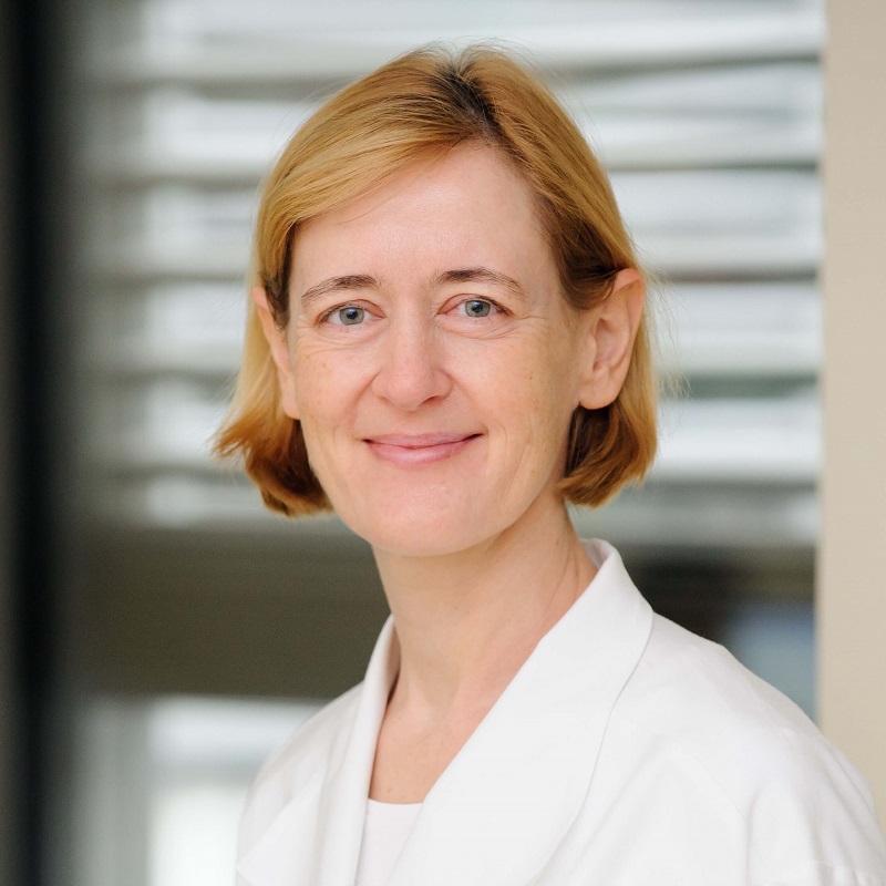 https://www.szkklmkongres.si/2026/Eva_Fliser_1.jpg